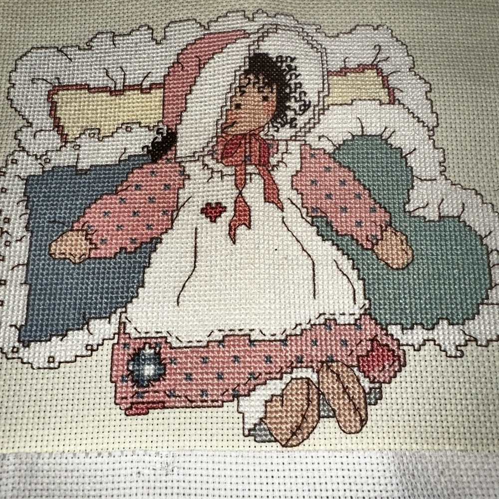 Lot 5 completed counted cross stitch pictures dolls - Picture 5 of 6